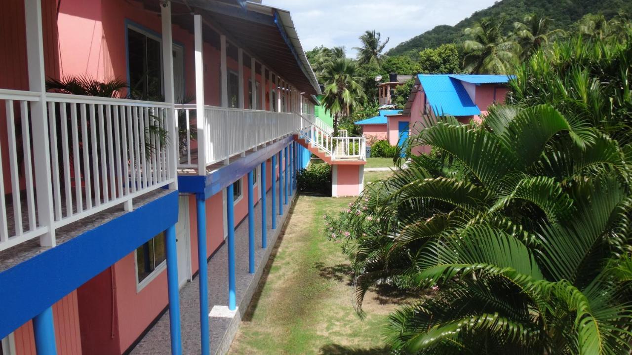 Hotel Posada Del Mar Fresh Water Bay Экстерьер фото